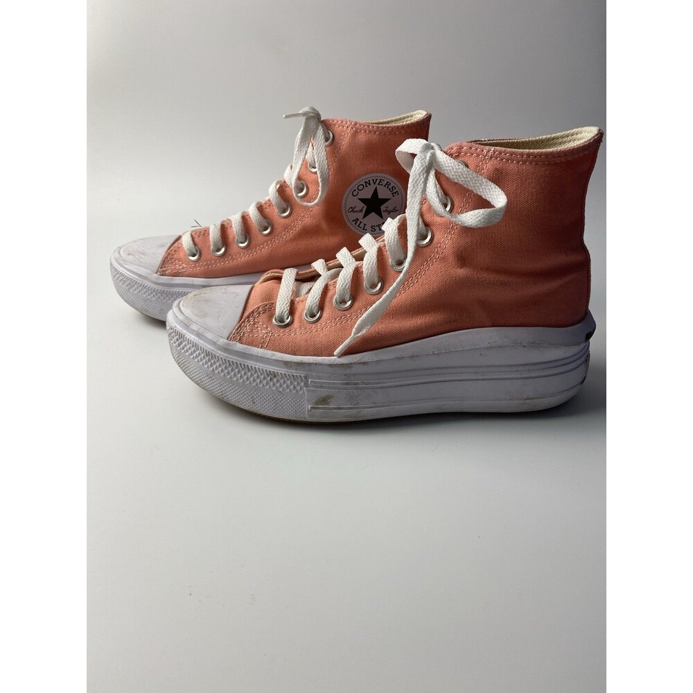 Converse Platform Women’s High Top Sneakers Sz 7 Light Orange